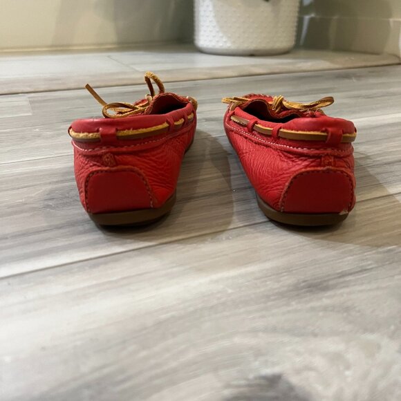 Minnetonka Moccasins - Picture 7 of 7